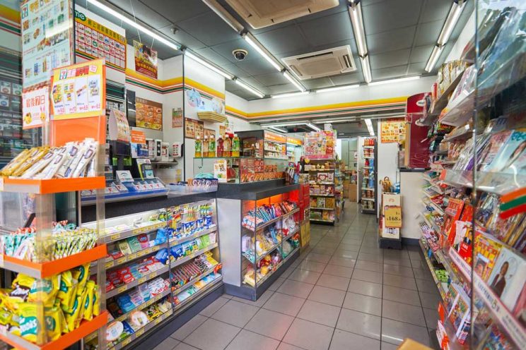 largest-convenience-stores-location-analysis